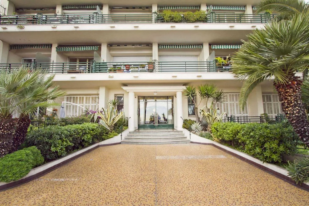 Sea Promenade Seagulls Apartment Nice